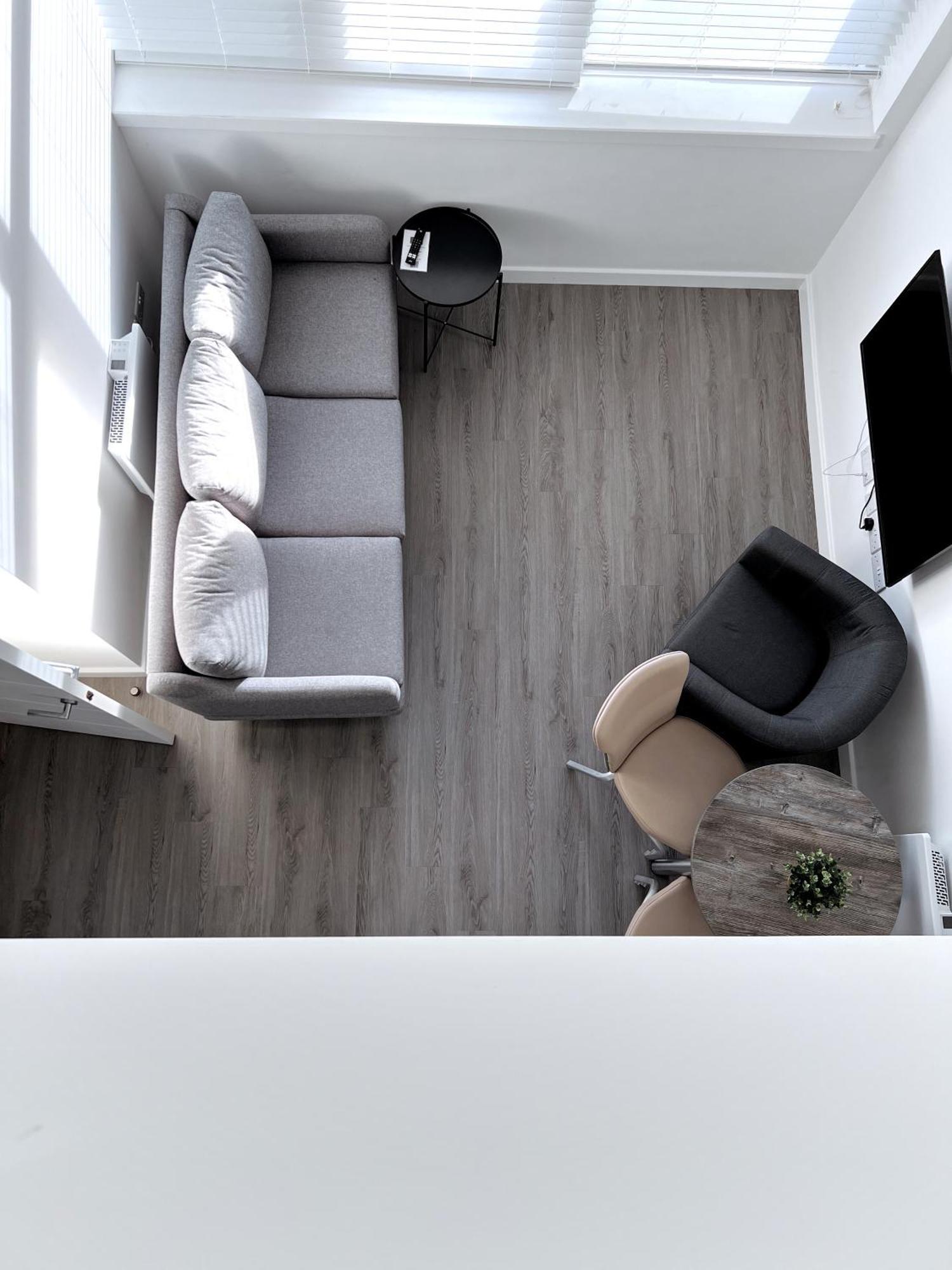 Ascot House Apartments Peterborough Ngoại thất bức ảnh