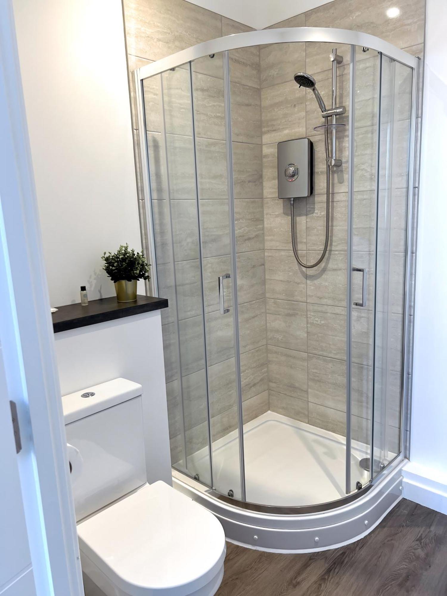 Ascot House Apartments Peterborough Ngoại thất bức ảnh